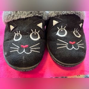 Women’s Slippers